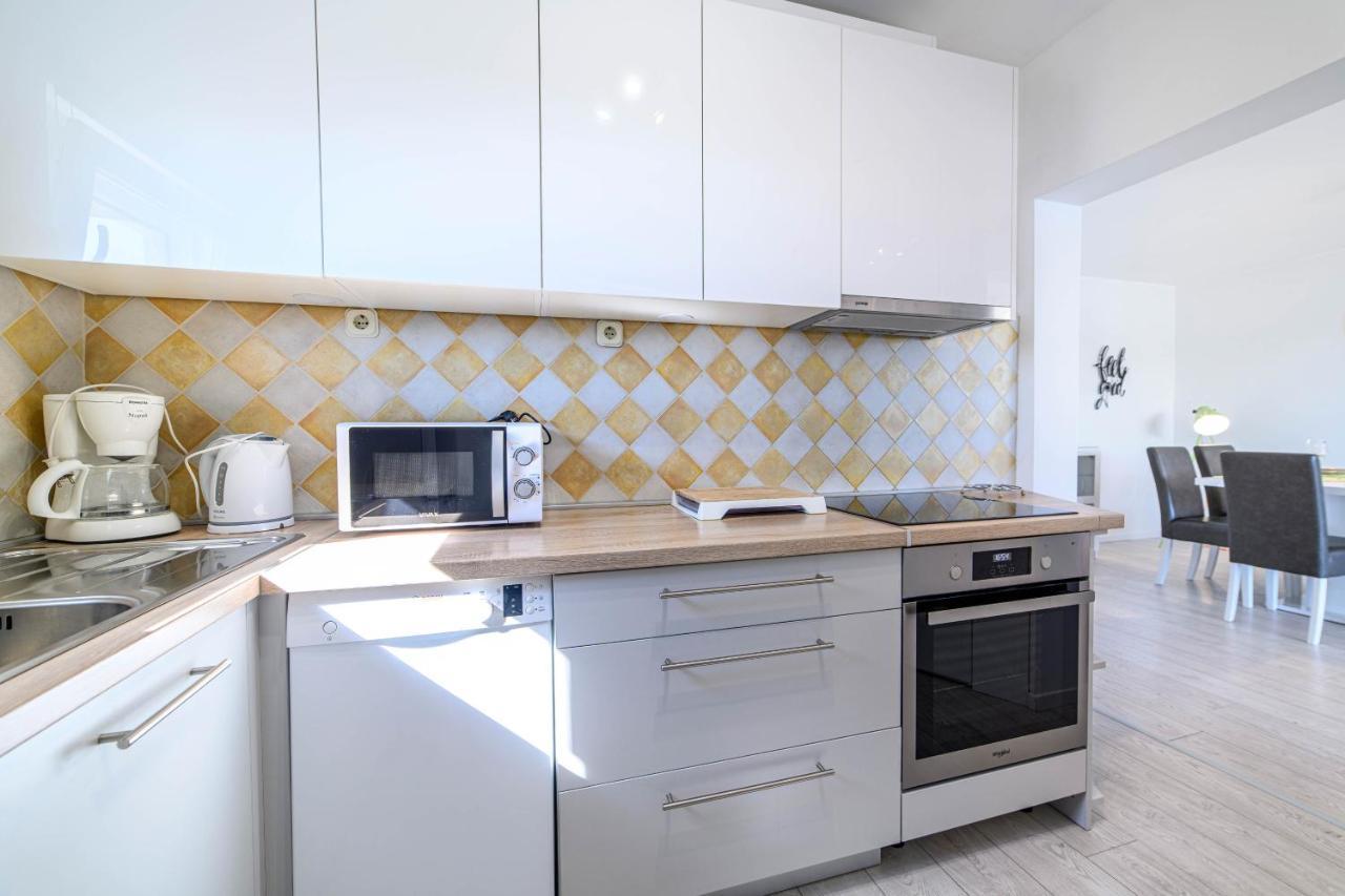 Apartment Seaside Žaborić Kültér fotó