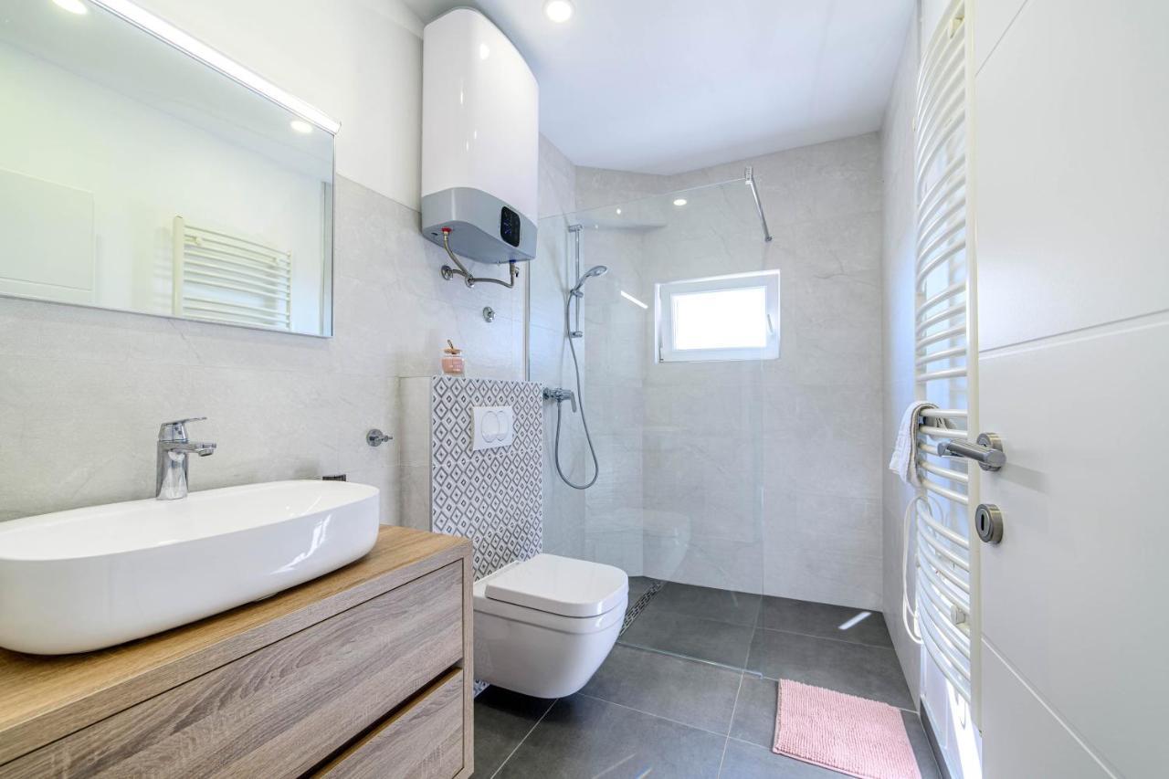 Apartment Seaside Žaborić Kültér fotó